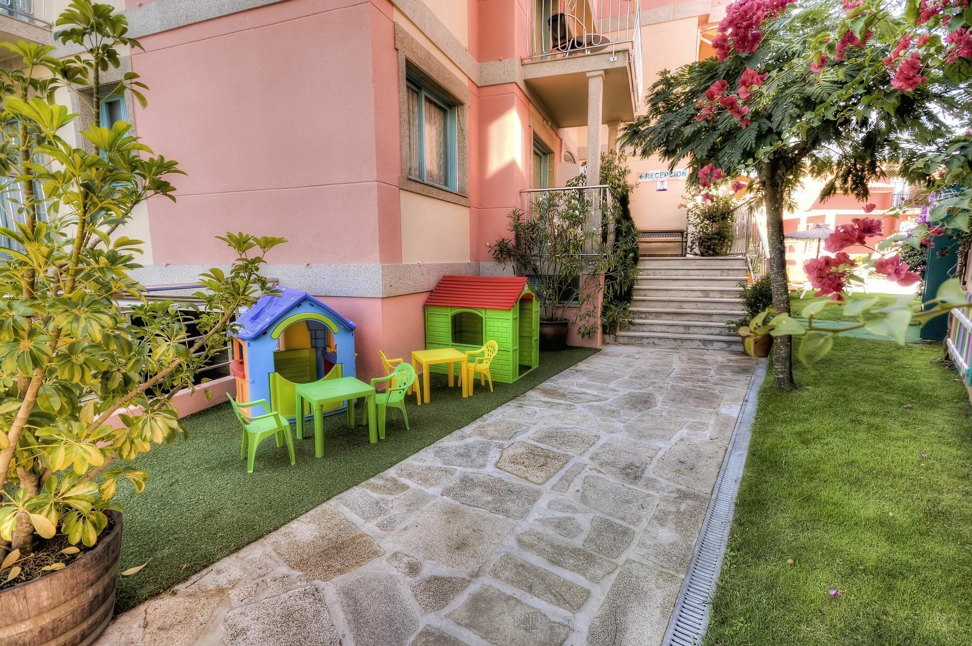 Duerming Velero Apartamentos Sanxenxo Exterior photo